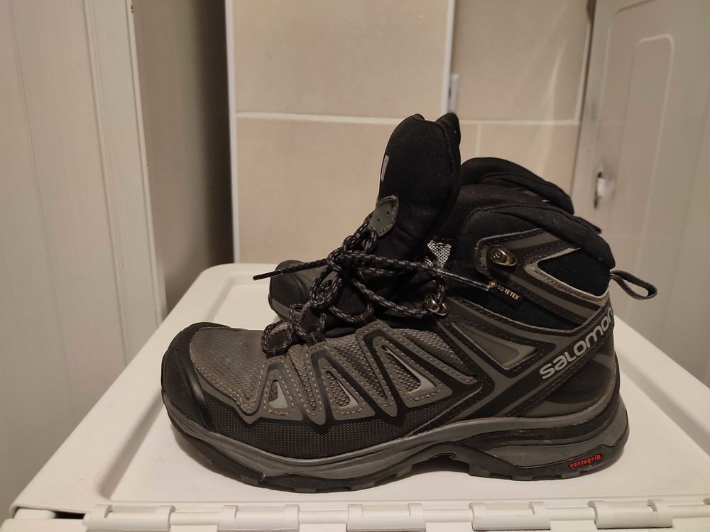 chaussures de randonn&eacute;e Salomon femme Chaussures