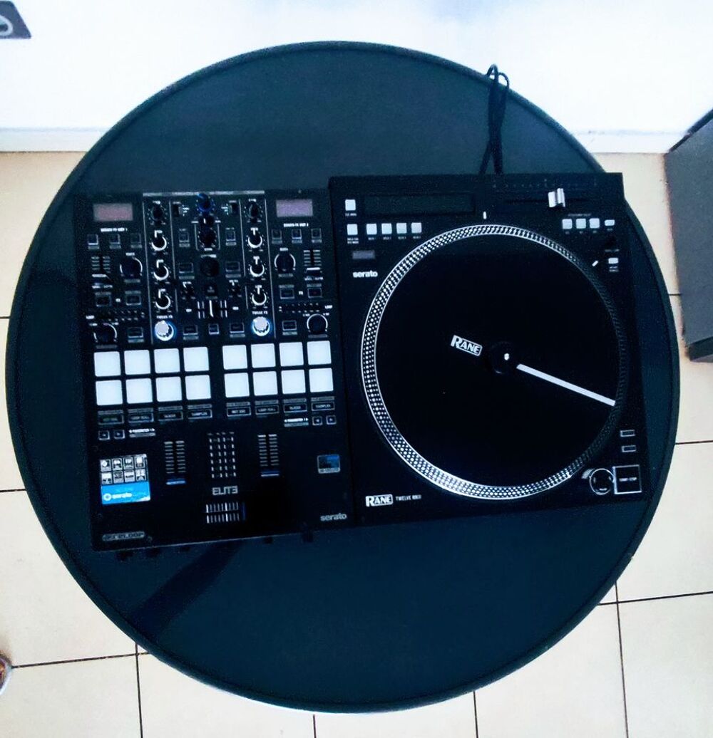 Contr&ocirc;leur RANE Twelve MK2 et table de mixage Elite Reloop Audio et hifi