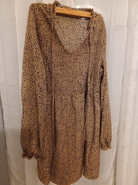 jolie robe taille fronc�e taille avec manches longues 2 Caissargues (30)