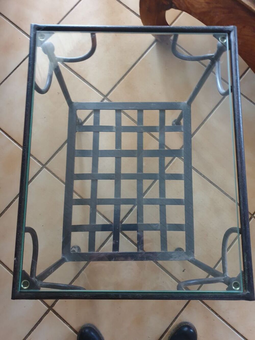 Table basse : fer forg&eacute; et verre Meubles