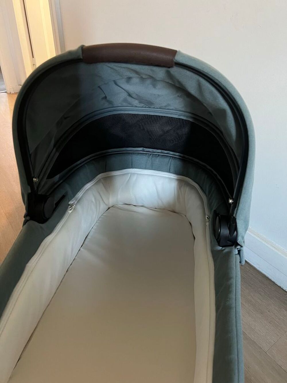 Nacelle Cybex Lux Pu�riculture