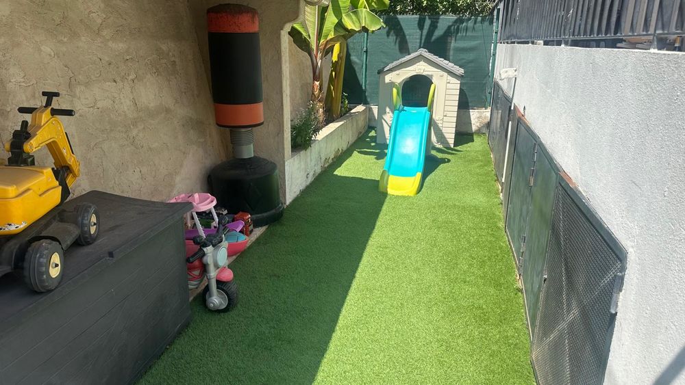 Vente Appartement F3 ANTIBES COMME DANS UNE MAISON 70M2 AVEC 100M2 DE JARDIN Antibes