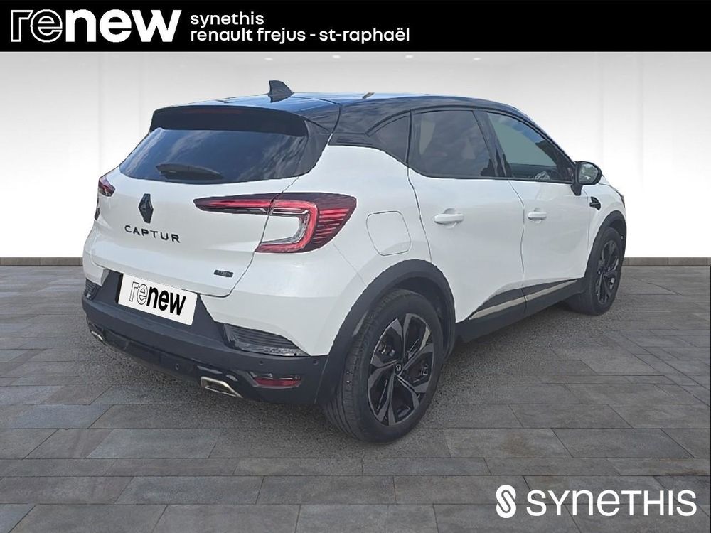 Captur E-Tech full hybrid 145 Engineered 2023 occasion 83600 Fr&eacute;jus