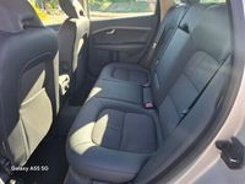 V70 D5 - 185 AWD Momentum 2009 occasion 69320 Feyzin