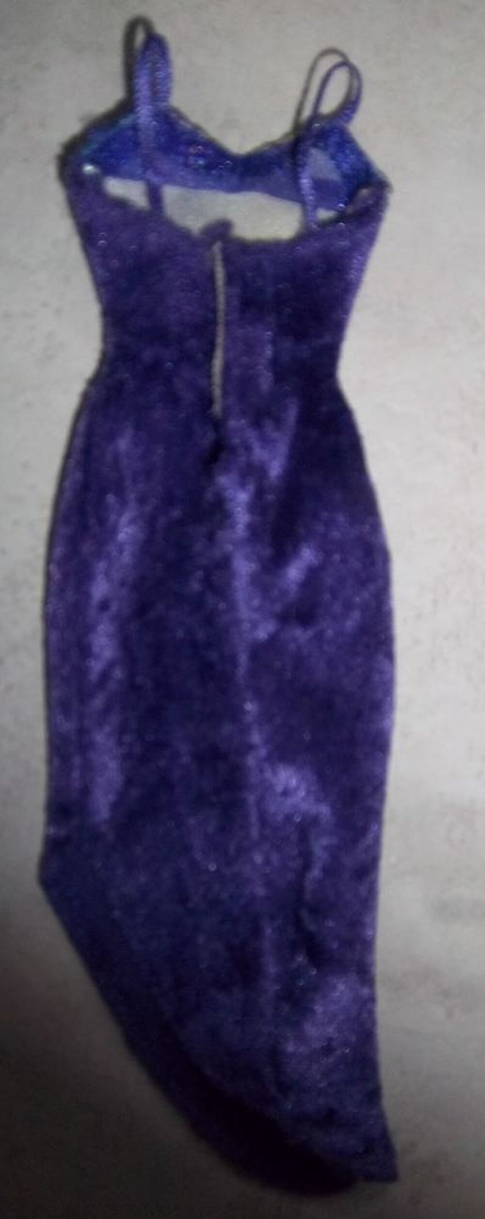 2 robes Barbie violette mauve Jeux / jouets