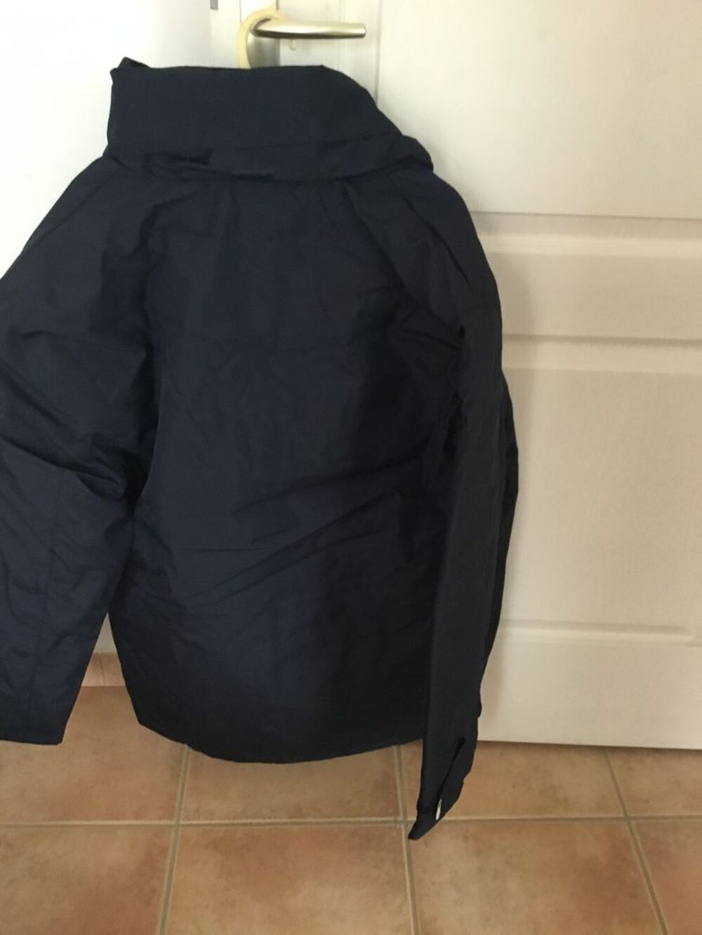 Parka Homme avec capuche jamais servie doublure matelass&eacute;e Vêtements