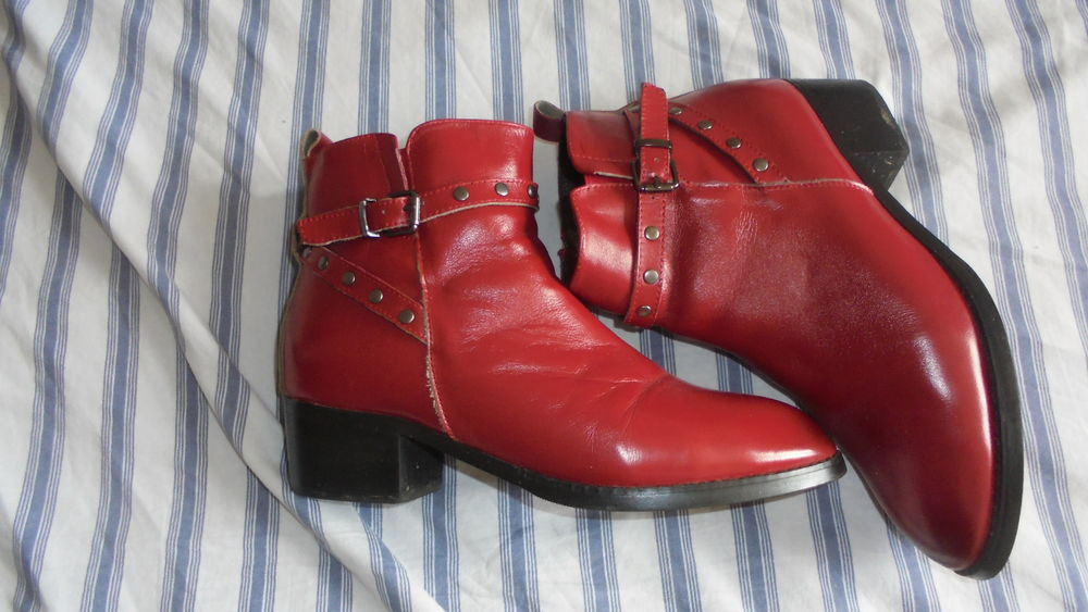 paires de belles bottines femme rouge taille 40 Chaussures
