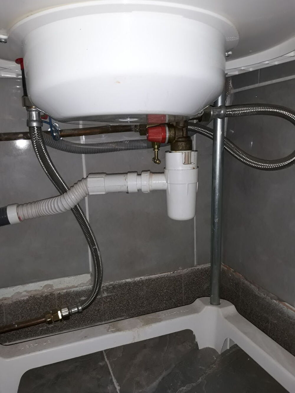 chauffe eau Electroménager