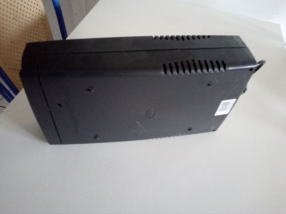 ONDULEUR Matériel informatique