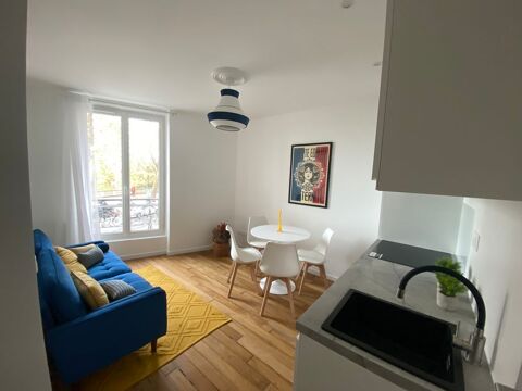   Vue imprenable sur le Parc des Buttes-Chaumont et Paris! Appartement - 2 pi�ce(s) - 29 m�