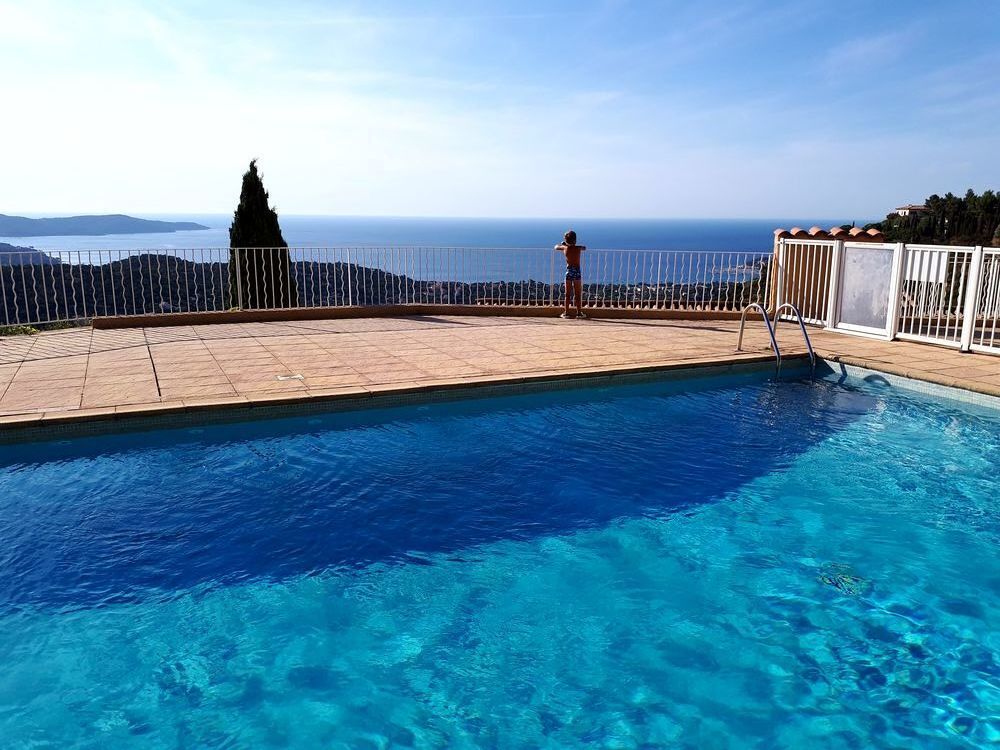   Cavalaire/mer,Appart.2CH Vue/mer dispo ac du 05/09 
Provence-Alpes-Côte d'Azur, Cavalaire-sur-Mer (83240)