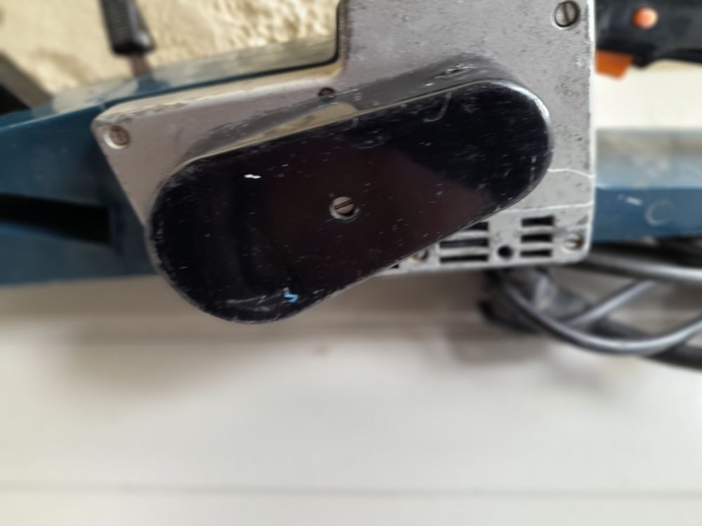 A saisir Rabot &eacute;lectrique professionnel marque AEG Bricolage