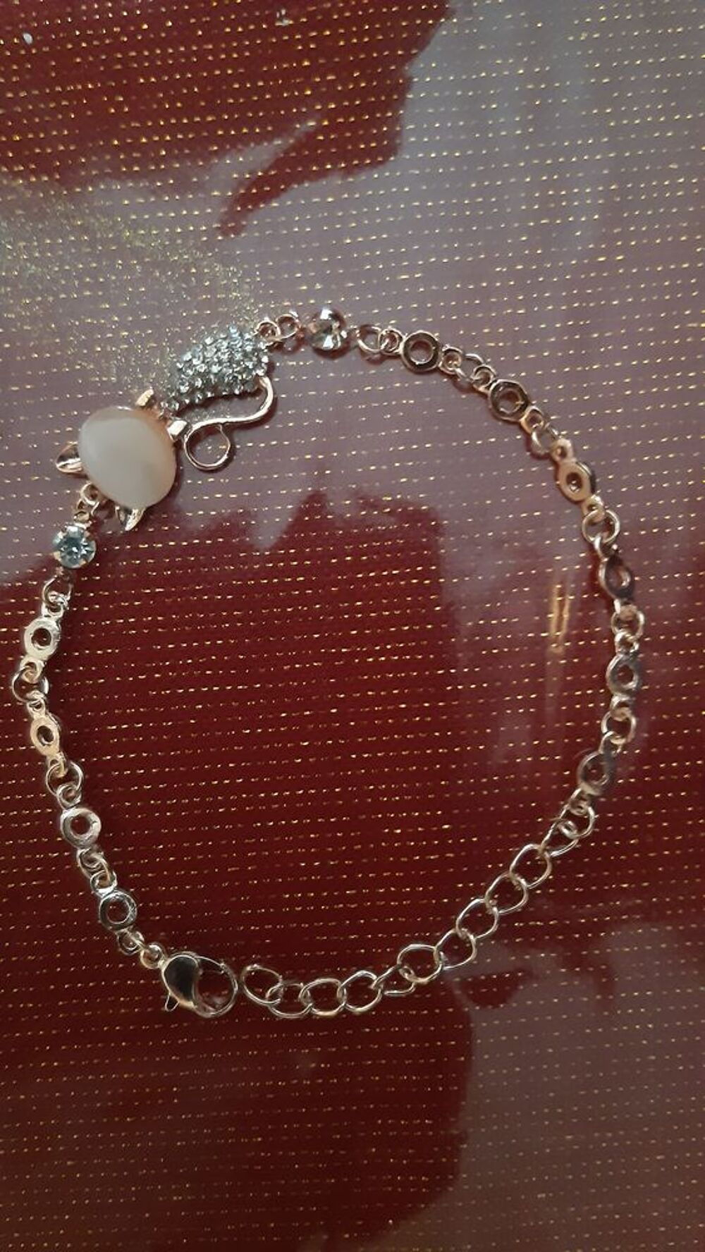 Bracelet-chat-cristal de roche en plaqu&eacute; Or rose + Cristaux Bijoux et montres