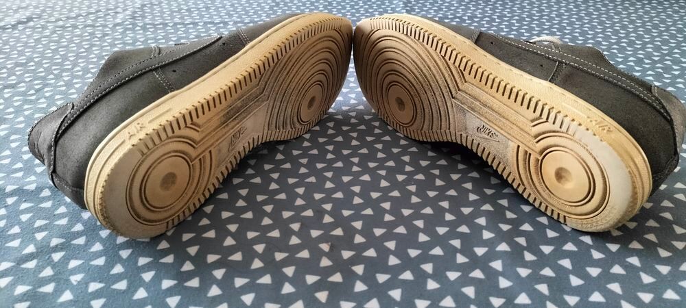 BASKETS NIKE AIR TAILLE 40 Chaussures