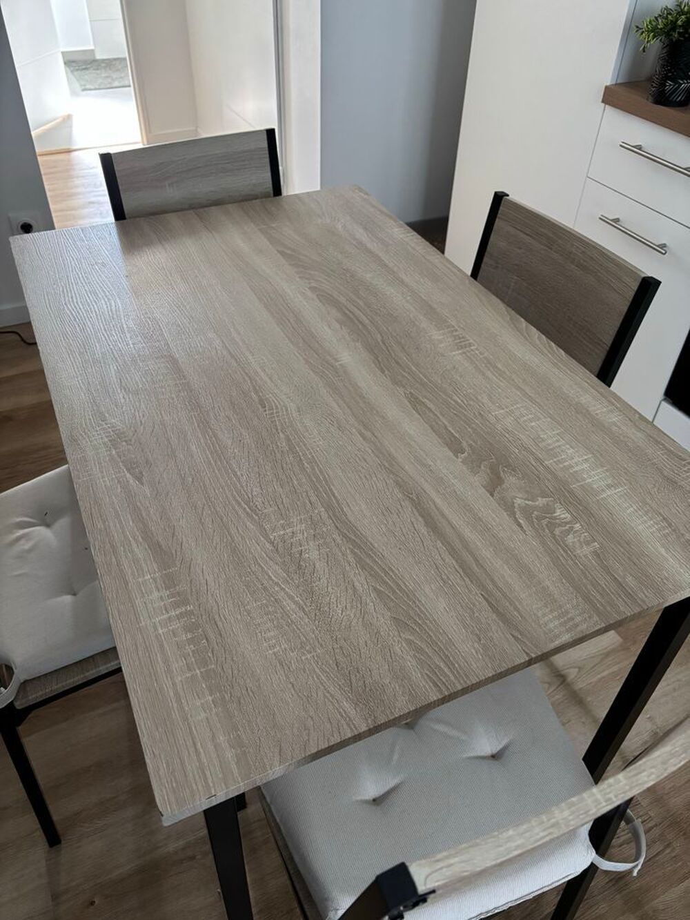 Table et chaises Meubles