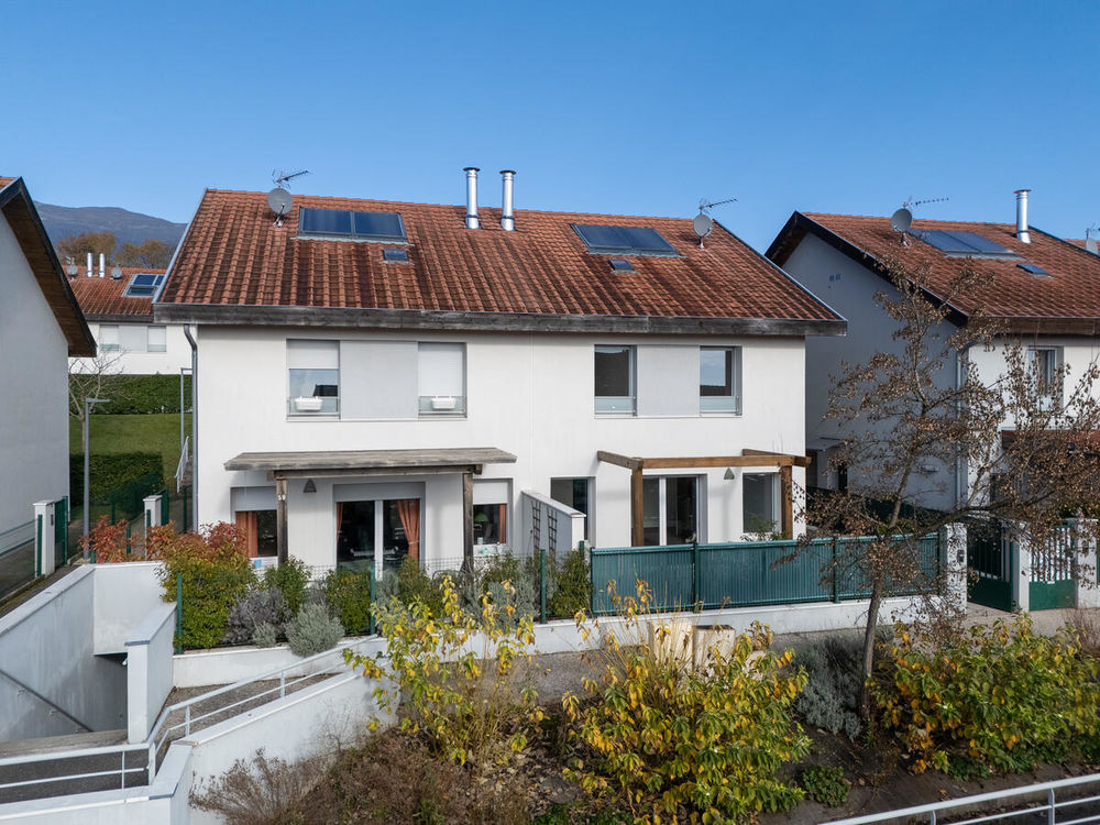 Maison 6 pièces 112 m² · à Chevry · 112 m² · 630 000 €