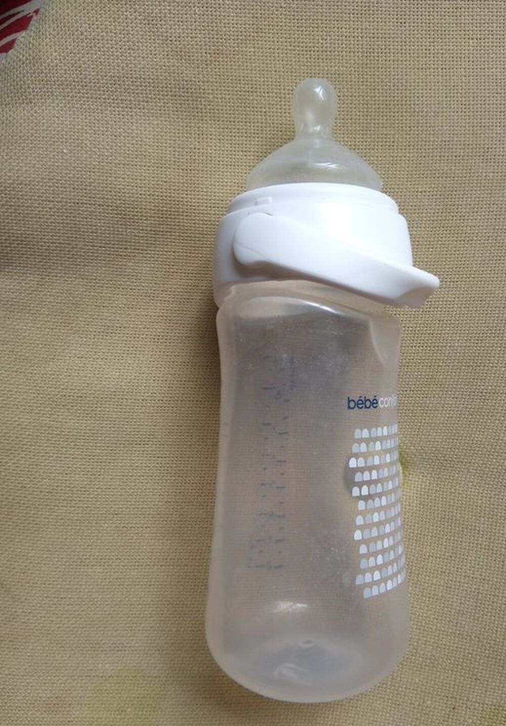 Biberon easy clip natural b&eacute;b&eacute; confort Puériculture