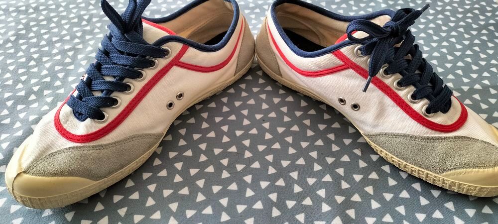 BASKETS KAWASAKI TAILLE 40 Chaussures