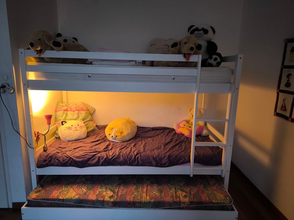 D&eacute;m&eacute;nagement : Lit superpos&eacute; blanc bois 3 places Meubles
