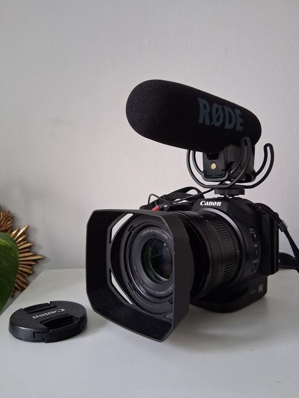 Camera Canon XC10 Photos/Video/TV