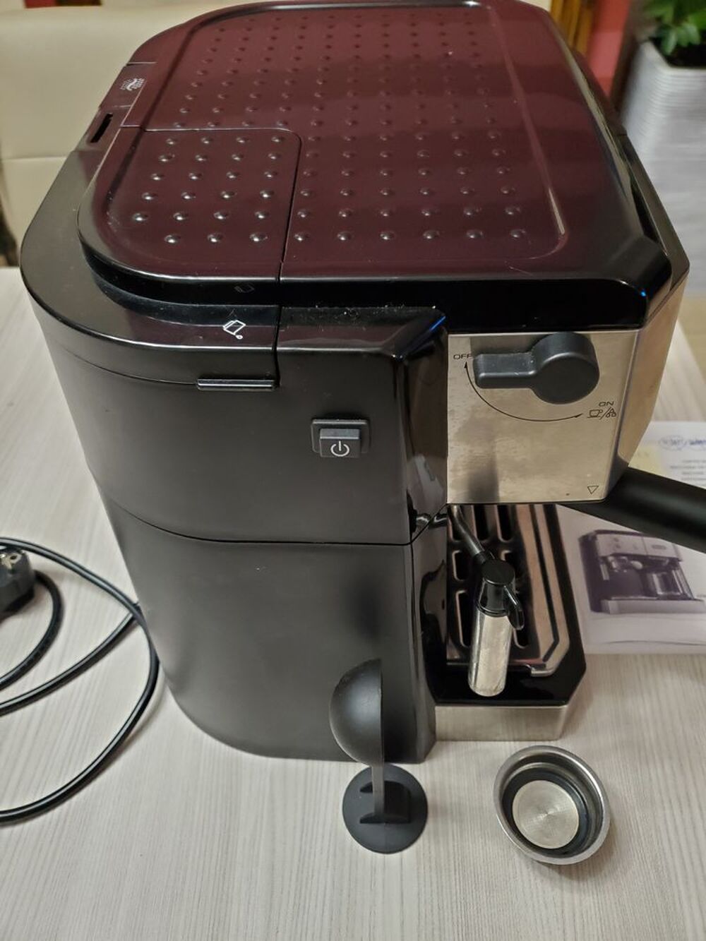 Cafeti&egrave;re verseuse filtre + expresso Delonghi Electroménager