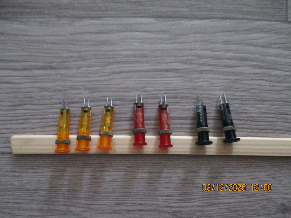 Led Bricolage