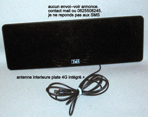 pour pieces antenne int.+preampli+alimentation. 5 Wattrelos (59)