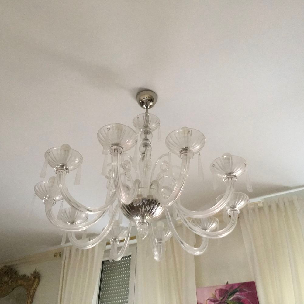 superbe lustre verrerie &eacute;tat neuf largeur110Cms pr&eacute;voir hauteur plafond minimum 2m80 suite d&eacute;m&eacute;nagement avec plafonds &agrave; 2m50 actuellement emball&eacute; d&eacute;mont&eacute; pour transport achet&eacute; 1.800&amp;euro; magnifique pi&eacute;ce Décoration