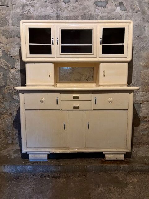 Buffet mado (lot : J4M2B6)
360 Houilles (78)