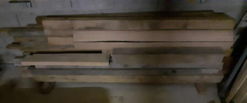 Vend bois de scierie brut. 100 % ch&ecirc;ne sec Bricolage