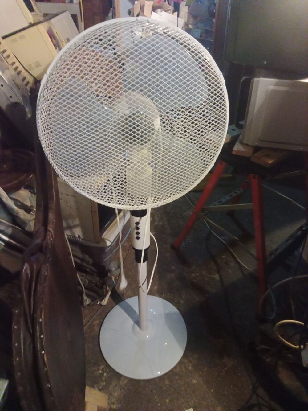 ventilateur sur pied &agrave; plusieurs vitesses Electroménager