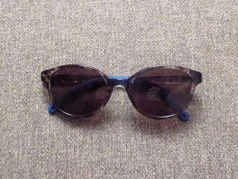 Monture/ Lunette de Vue Ovale en Plastique Gris- Lafont 20 Paris 15 (75)