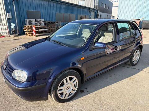 Volkswagen golf 1.6i Confort