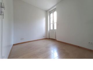 Vente Appartement Appartement 2 pièces de 33,95m² au 3ème et dernier étage d'u Saint-maurice