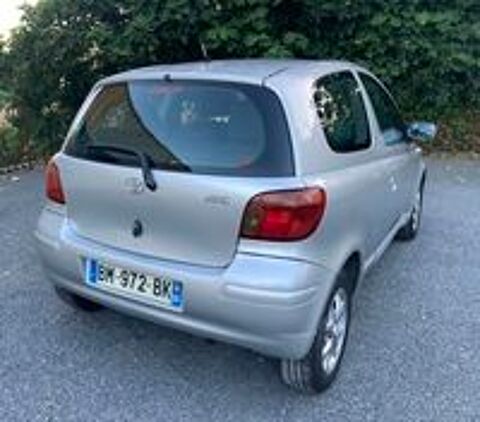 Yaris 1.0 - 69 VVT-i Confort Pack 2003 occasion 06330 Roquefort-les-Pins