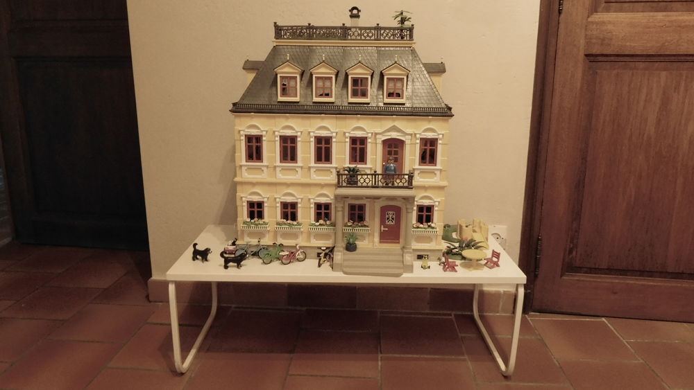 maison, garderie, clinique, manoir, camping Playmobil. Jeux / jouets