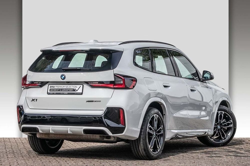 X1 xDrive30e 326 ch M Sport DKG7 2025 occasion 75008 Paris