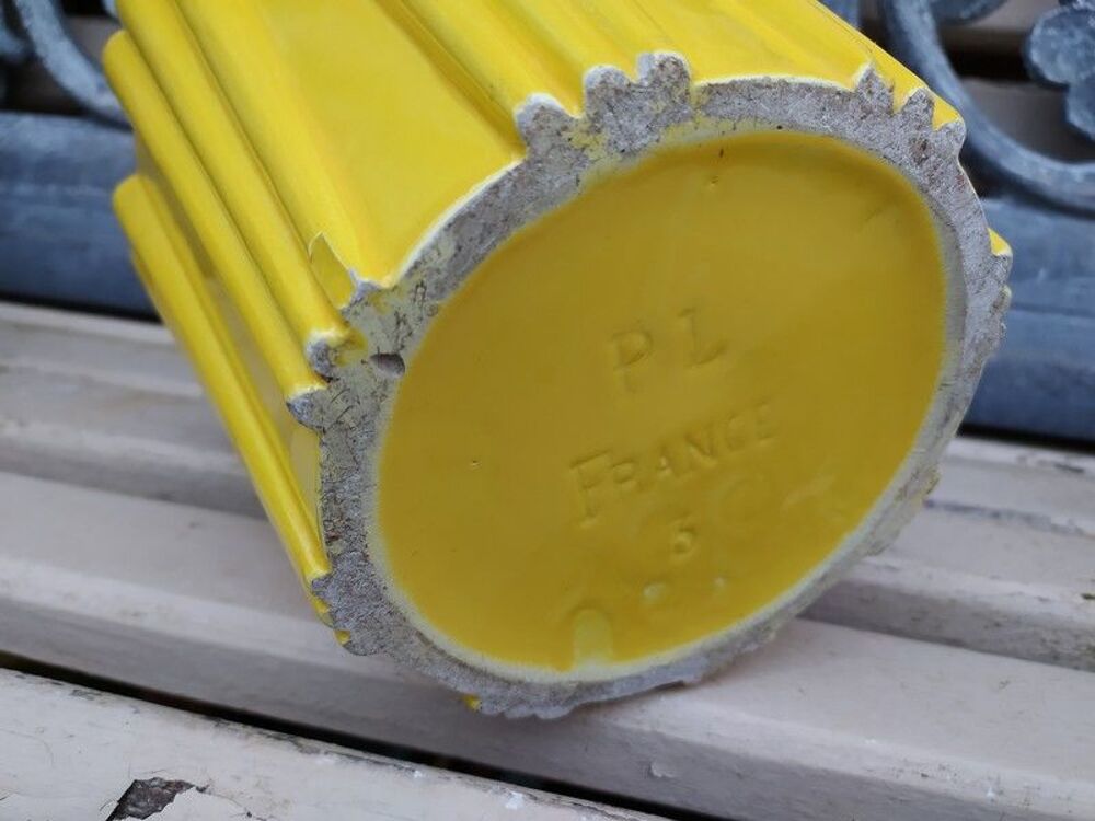 Cache-Pot Jaune Vintage Fa&iuml;ence Po&euml;t-Laval Décoration