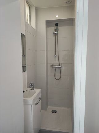  Colocation à louer 8 pièces 161 m²