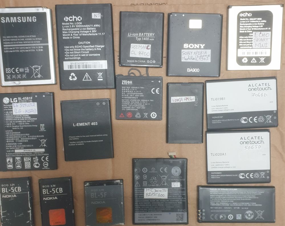 Lot smartphones 2 Téléphones et tablettes