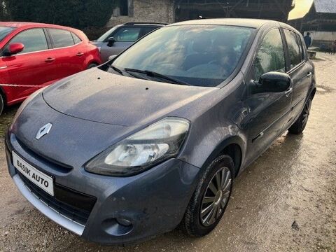 Annonce voiture Renault Clio III 5990 