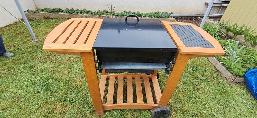 Barbecue &agrave; gaz Electroménager