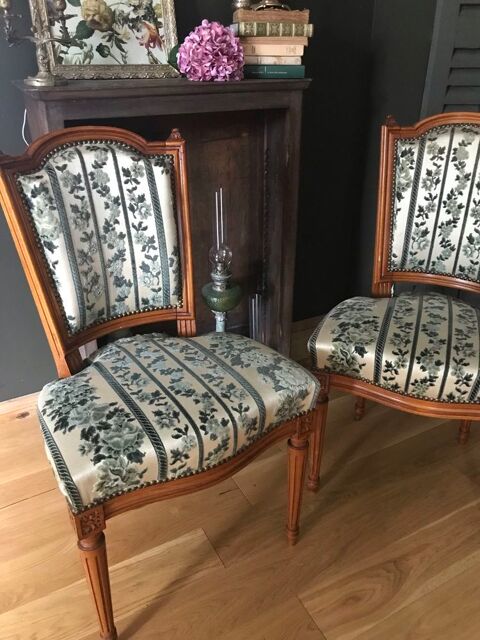 paire chaises velours  tapisserie 40 Abzac (16)