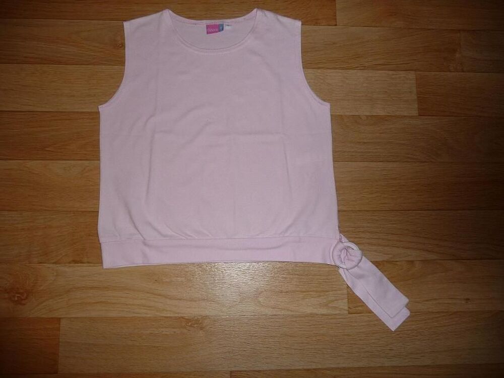 Tee-shirt rose clair avec boucle T. 12 et T. 14 ans Vêtements enfants