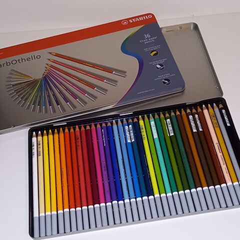 Bote mtallique 36 crayons de couleur fusain pastel Stabilo 65 Saumur (49)