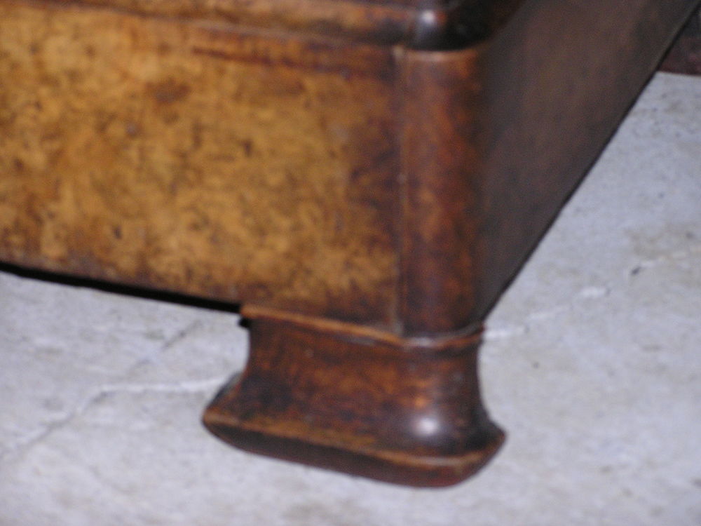 COMMODE STYLE LOUIS PHILIPPE Meubles