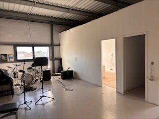  Atelier � louer 6 pi�ces 373 m�