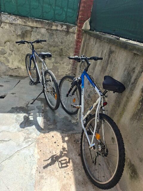 deux velos Saint-Denis (93)