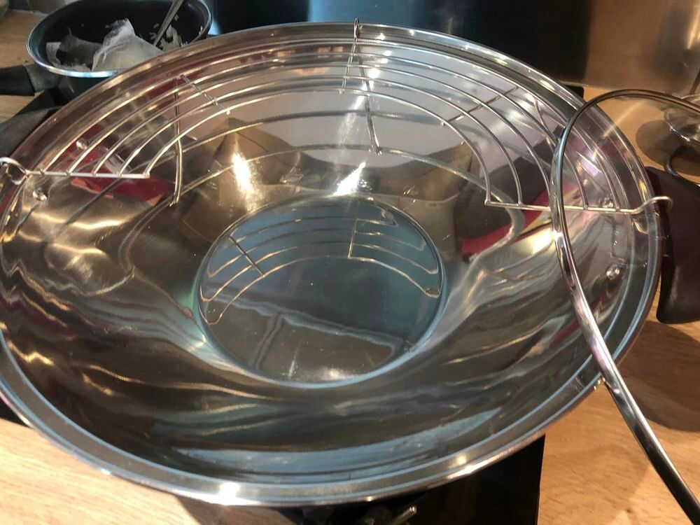 wok , tajinn , multi cuiseur , mijoteur 34 cm Cuisine
