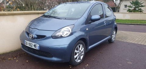 Toyota aygo 1.0 VVT-i Les Bleus